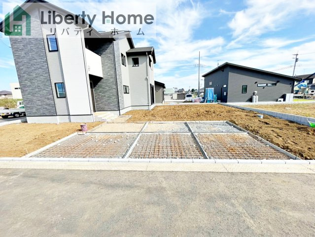 つくば市上横場3期　新築戸建　1号棟の駐車場