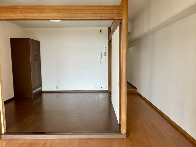 プラザ伊豆山の洋室