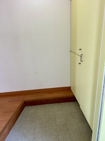 プラザ伊豆山の玄関