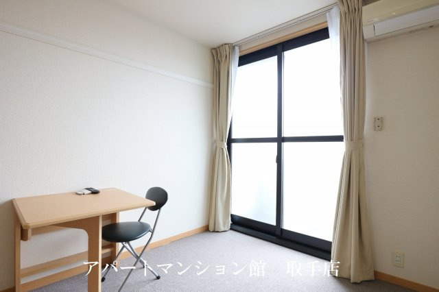 レオパレスルーチェⅢの寝室