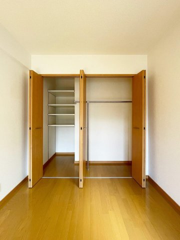 【収納】 | コンフォール別府 | 別号室の写真になります。現況優先。