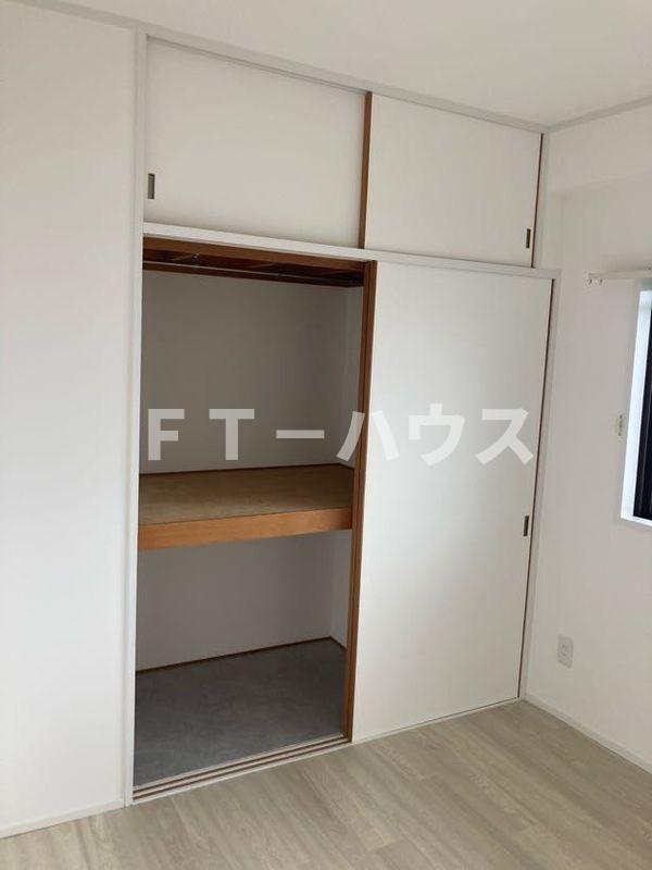ＬＥＯ六拾弐番館の収納