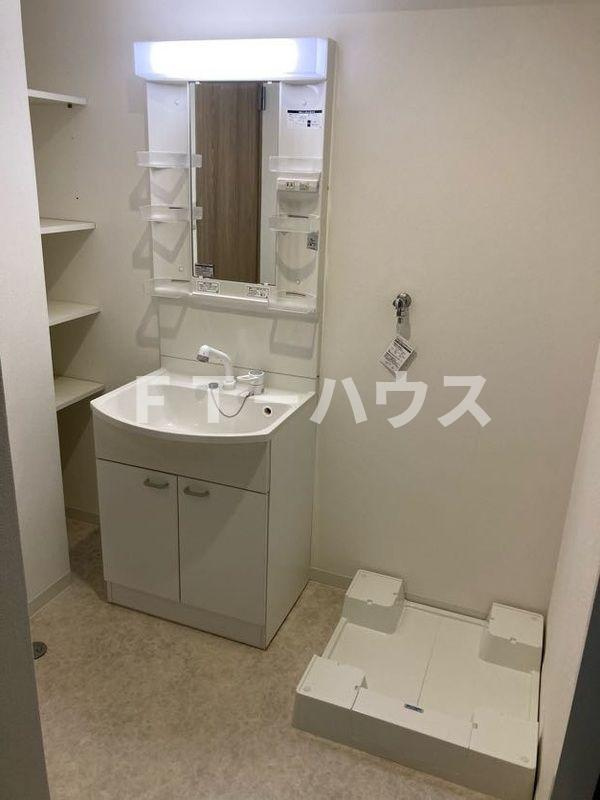 ＬＥＯ六拾弐番館の洗面所