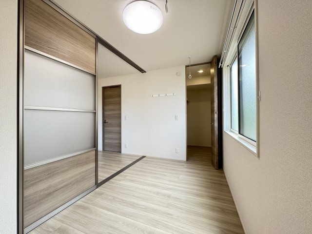 Asset-Court立川上砂町５丁目B棟の寝室