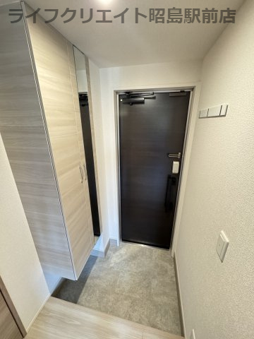 Asset-Court立川上砂町５丁目B棟の玄関