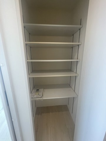 グレース仁川の収納