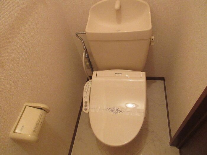 ドミールさつきのトイレ