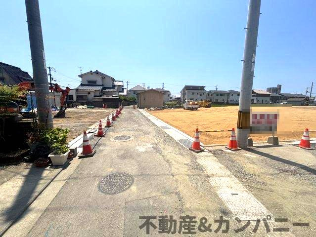 高岡町のおトチの前面道路含む現地写真|前面道路含む現地写真です