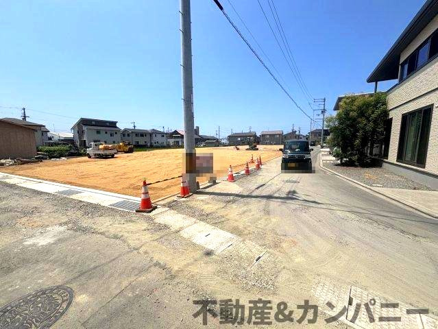 高岡町のおトチの前面道路含む現地写真|前面道路含む現地写真です