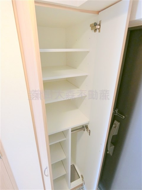 ルーブル蒲田十番館の玄関|玄関収納　シューズBOX