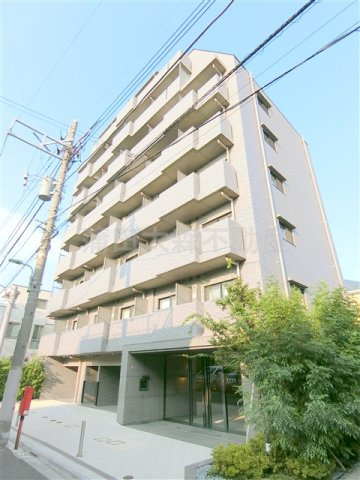 ルーブル蒲田十番館の外観|2017年9月築　RC鉄筋コンクリート造地上8階建て1K～2DK総戸数43戸　東京都大田区蒲田1丁目の落ち着いた住宅街！JR京浜東北線蒲田駅、京急本線京急蒲田えきどちらも徒歩圏内の立地が◎！