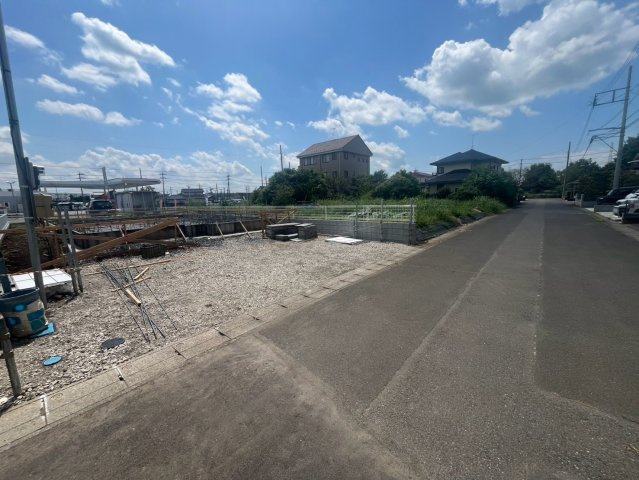 【Livele Garden】　古河市下辺見　第７　全2邸の前面道路含む現地写真|〇前面道路〇
北側約6m
2026年8月撮影