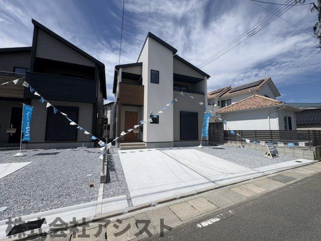 飯塚市片島3丁目4期の駐車場|駐車場があるので、車を買う予定の方も安心です