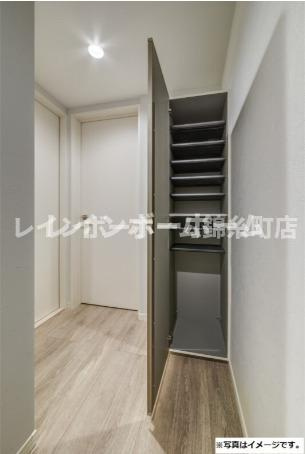 つばめハウス市川の玄関