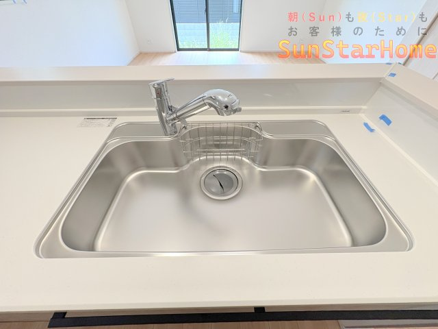 【サンスターホーム】瑞穂町長岡4丁目　長期優良新築戸建A号棟のキッチン