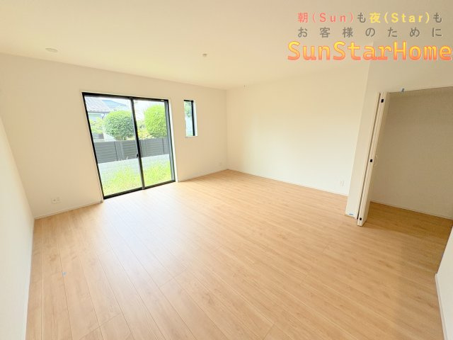 【サンスターホーム】瑞穂町長岡4丁目　長期優良新築戸建A号棟の居間・リビング