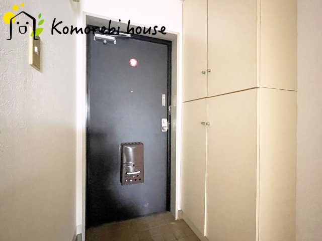 東通プラザの玄関|玄関です