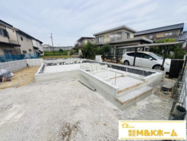 半田市花園町6丁目　全2棟　1号棟