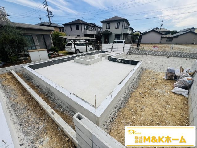 半田市花園町6丁目　全2棟　1号棟の設備|ドアを開ける前に来訪者の顔を確認できるので防犯上も安心です！