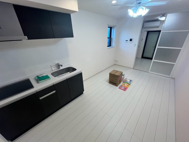LEVICIA　BLDG.Ⅲの洗面所|シャワー付き