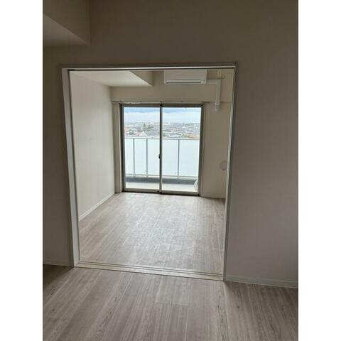 藤沢市辻堂２丁目の賃貸マンションの居間・リビング