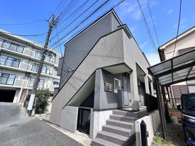 THE　HOUSE　船橋前原(ザ　ハウス　フナバシマエハラ)の外観