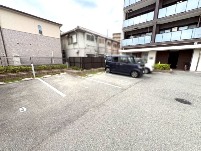 【駐車場】-