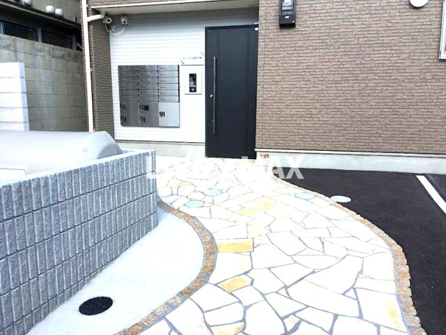 【エントランス】ラージヒル服部天神