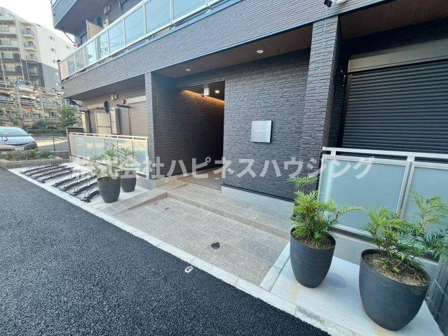 LEVICIA　BLDG.Ⅲのエントランス
