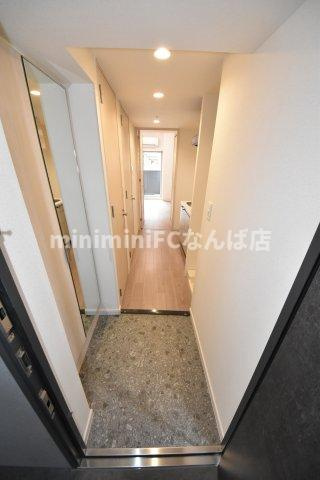 プレサンス大国町ブライスの玄関