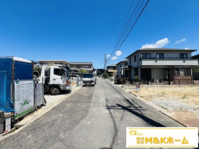 半田市花園町6丁目　全2棟　2号棟の設備|梅雨時期など、雨が続く季節でも洗濯物を早く乾かすことができる浴室乾燥機付き♪