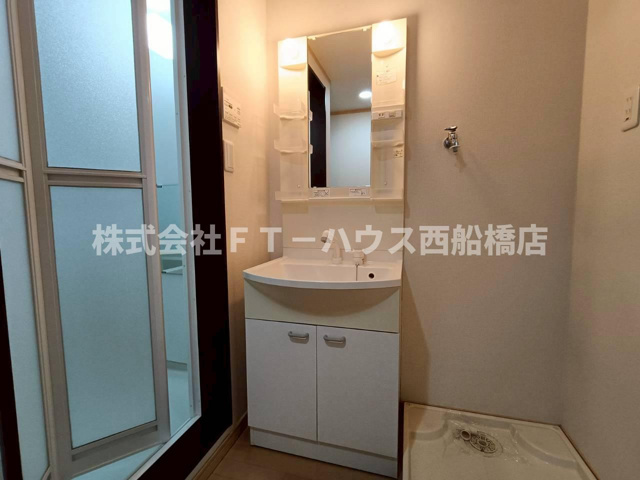 アーク船橋の洗面所