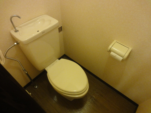 オリーブ宝塚のトイレ