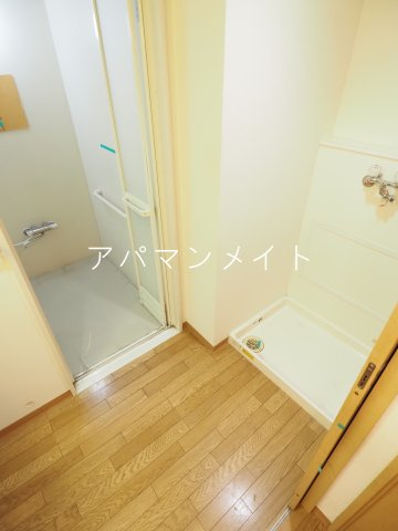 【設備】 | コーポレート東戸塚 | 洗濯機置場になります