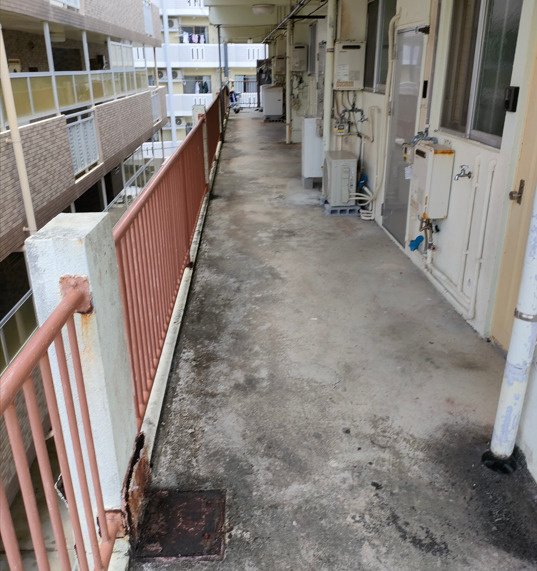 沖縄ハイランズアイリのエントランス
