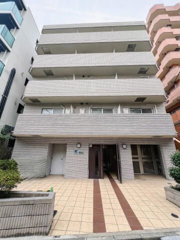 スカイコート池袋西弐番館の外観