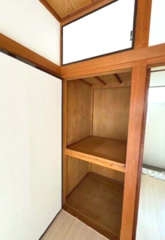 南流山ハイツの収納