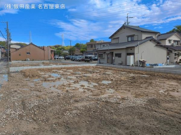 名古屋市緑区大高町字東古根の新築一戸建の前面道路含む現地写真