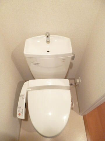 スカイコート池袋西弐番館のトイレ