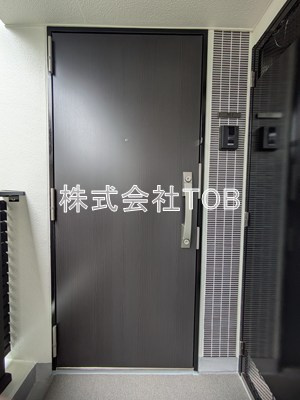【その他】 | GRANPASEO明大前Ⅳ | 玄関扉