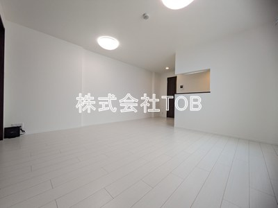 【居間・リビング】 | GRANPASEO明大前Ⅳ | 13.1帖