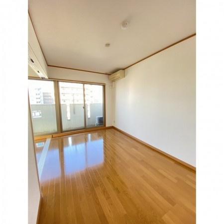 熊本市中央区中央街の賃貸マンションの洋室