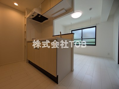 【居間・リビング】 | GRANPASEO明大前Ⅳ | 8帖