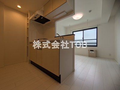 【居間・リビング】 | GRANPASEO明大前Ⅳ | 8帖
