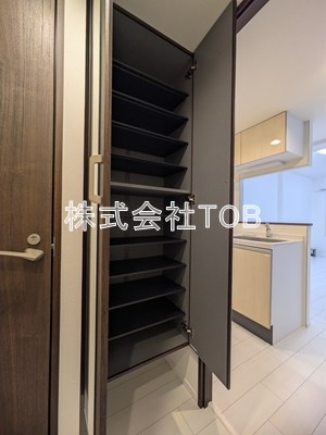 【設備】 | GRANPASEO明大前Ⅳ | シューズボックス