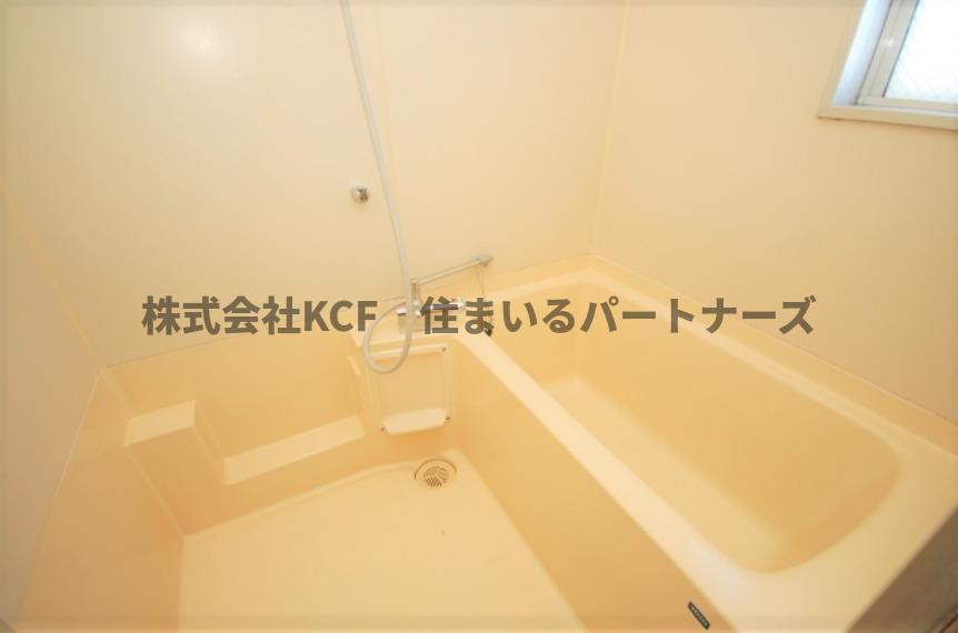 シェル幹の浴室|コンパクトで使いやすいお風呂です