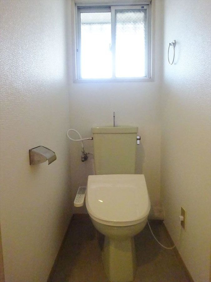 メゾン筑紫のトイレ|清潔感のあるトイレです