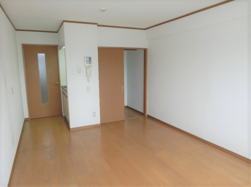 フジマンションの洋室