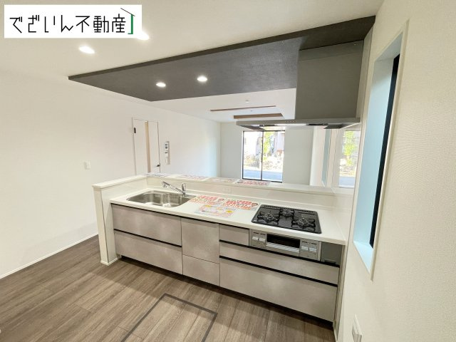【キッチン】 | GRAFARE久喜市久喜北 2期　新築住宅 | 現地(2026年9月撮影)