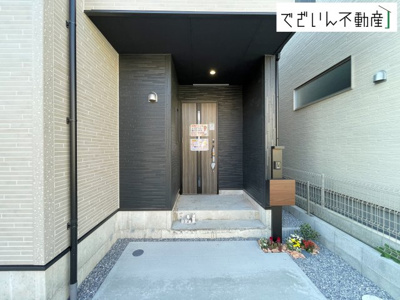 【玄関】 | GRAFARE久喜市久喜北 2期　新築住宅 | 現地(2026年9月撮影)
